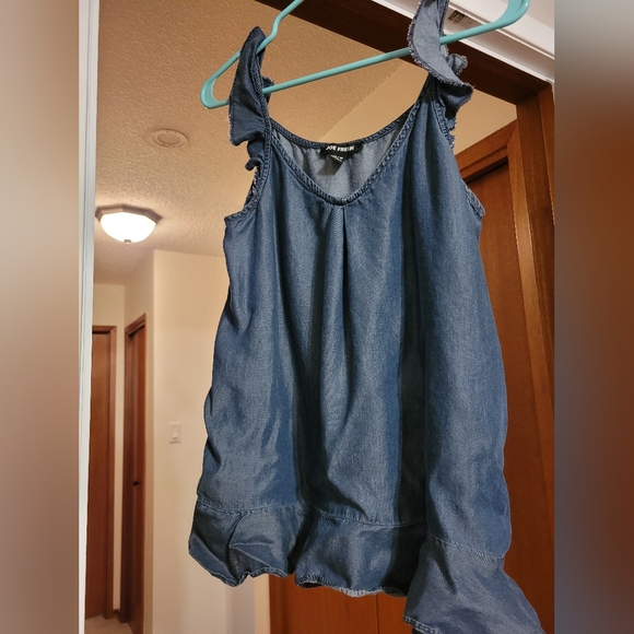 Blue Jean top - Picture 1 of 2